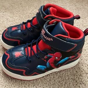 NWOT Spider-Man Boys High Tops
